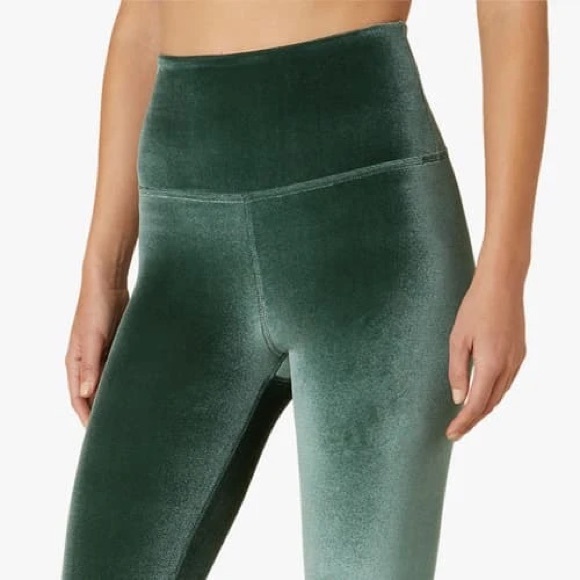 NWT Beyond Yoga Velvet Motion High Waisted Leggings - Picture 4 of 16